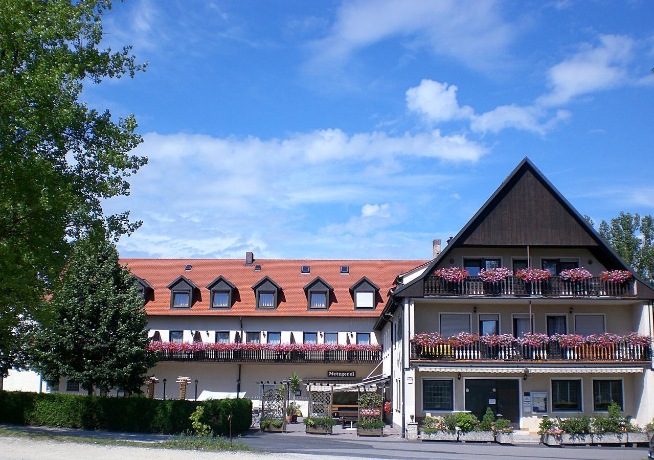 Hotel-Gasthof "Zum Bartl" Sulzbach-Rosenberg Exterior foto